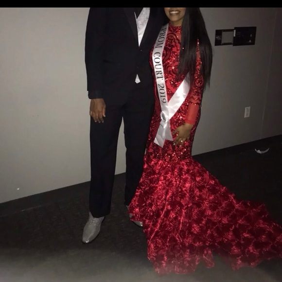 Prom Dress - Picture 2 of 5